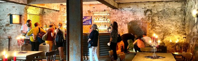 Blick in Kellerbar